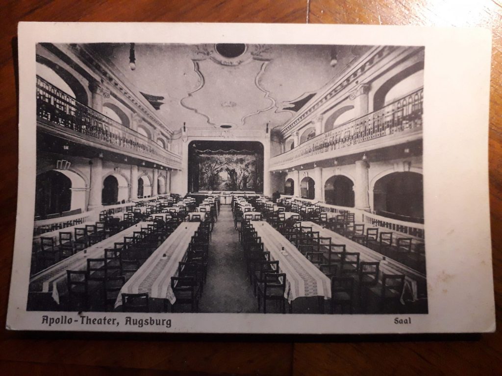 Apollo-Saal der Goldenen Traube. Postkarte um 1910 © Eigentum von Susanne Wosnitzka